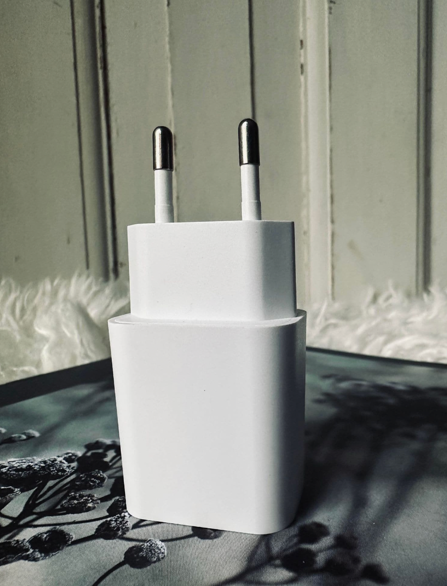 Adapter do ładowalnych świec - ładowarka USB